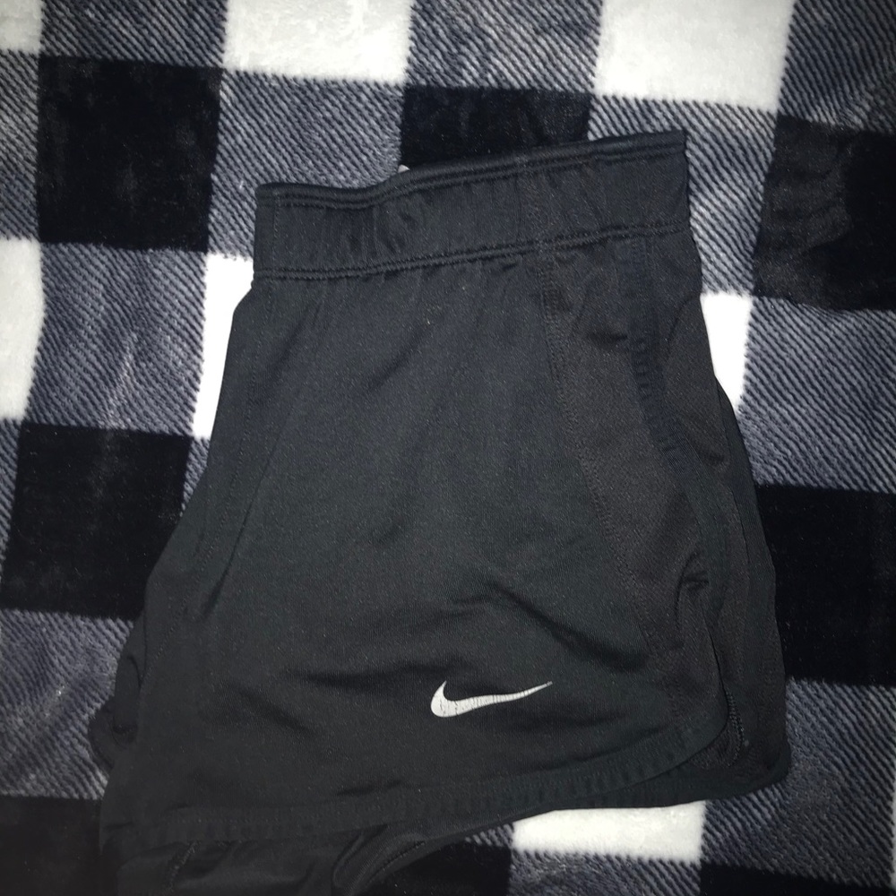XS Nike shorts